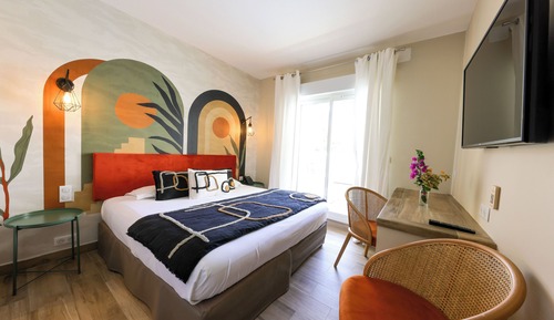 Comfort Double Room, Balcony, City View or Country View