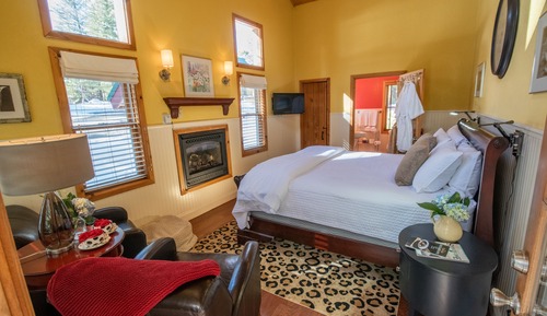 Cedar Suite