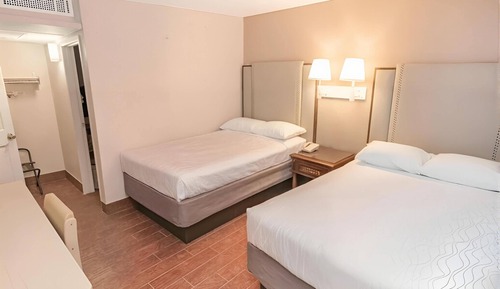Standard Room, 2 Double Beds, Non Smoking