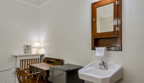 Room, Private Bathroom