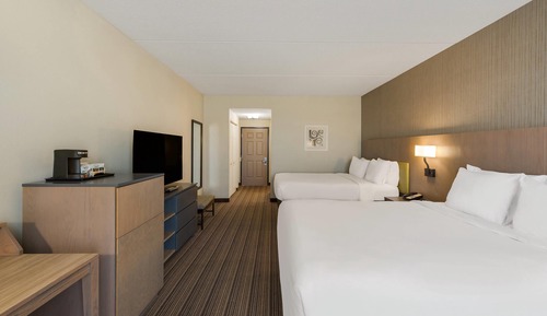 Room, 2 Queen Beds, Non Smoking