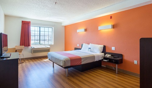 Standard Room, 1 Queen Bed, Non Smoking