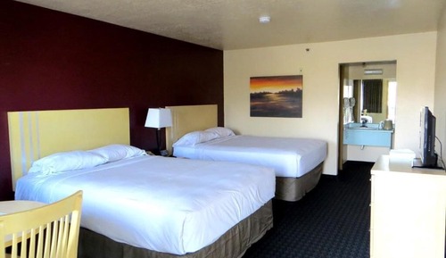 Standard Deluxe Room, 2 Queen Beds