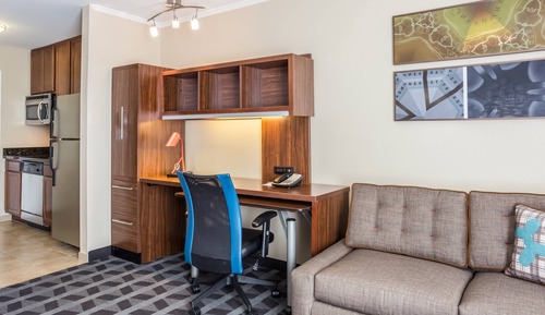Studio Suite, 1 King Bed with Sofa bed, Balcony