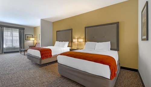 Suite, 2 Queen Beds, Non Smoking, Refrigerator (with Single Sofabed)