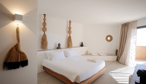 Prestige Room