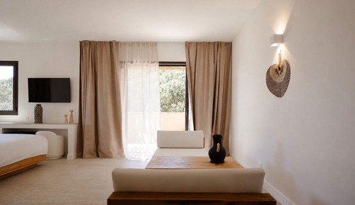 Signature Suite, Sea View