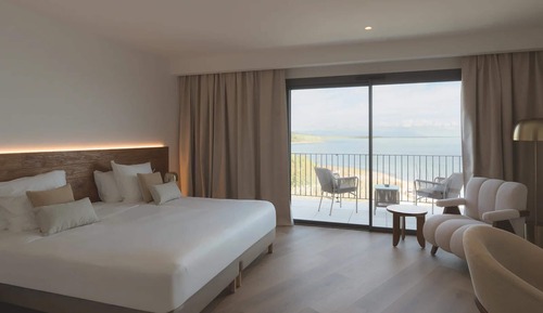 Suite, 1 King Bed, Balcony, Sea View