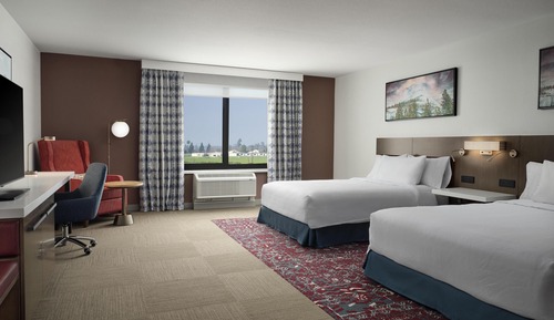 Room, 2 Queen Beds, Accessible, Bathtub (Mobility & Hearing)