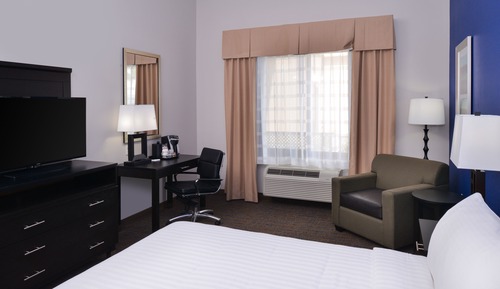 Standard Room, 1 King Bed