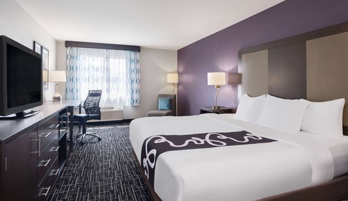 Studio Suite, 1 King Bed, Non Smoking