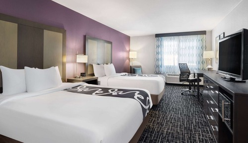 Room, 2 Queen Beds, Non Smoking