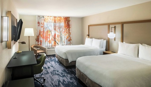 Room, 2 Queen Beds, Hearing Accessible (Transfer Shower)