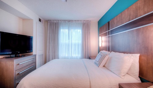 Suite, 1 Bedroom (Hearing Accessible)