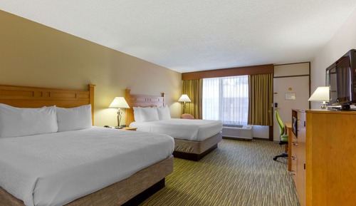 Standard Room, 2 Queen Beds, Non Smoking, Microwave