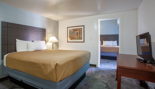 Family Room, 3 Queen Beds, Non Smoking, Refrigerator & Microwave