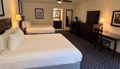 Standard Room, Multiple Beds, Non Smoking, Refrigerator & Microwave