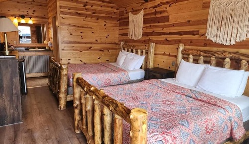 Cabin, City View