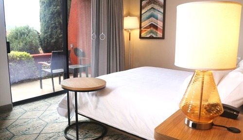 Superior Room, 1 King Bed, Accessible, Mountain View