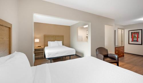 Studio with 2 Queen Beds - Non-Smoking