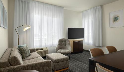 Two-Bedroom Suite