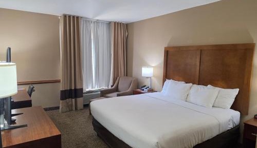 King Room - Accessible/Non-Smoking