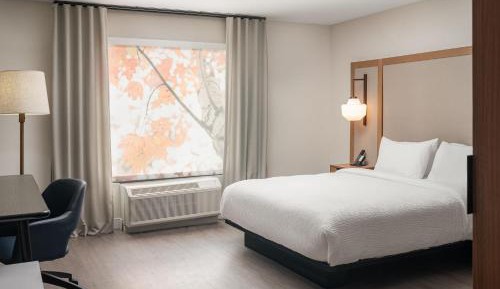 King Room - Hearing Accessible