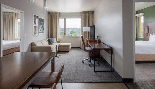 Two-Bedroom Suite