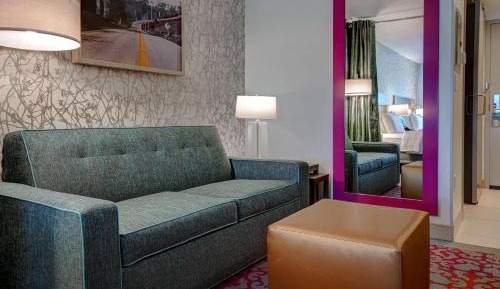 Studio Suite with Two Queen Beds and Tub - Mobility Access