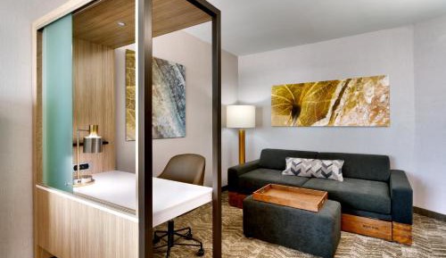 King Suite with Trundle Bed - Hearing Accessible