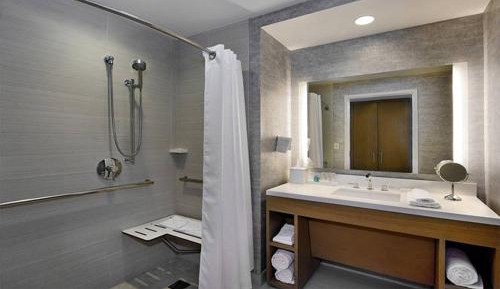 Studio - Disability Access - Premium Tower Accessible King