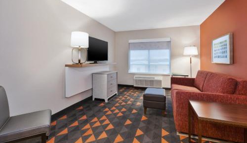 Suite with Two Beds - Non-Smoking