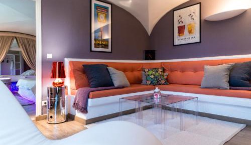 Romantic Suite with Jacuzzi