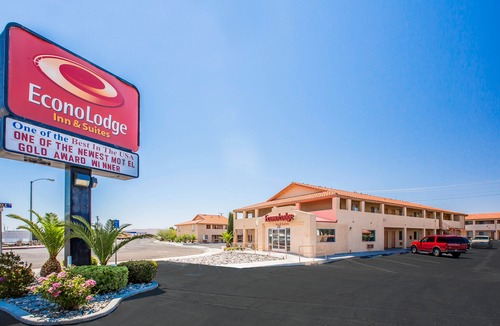 Ridgecrest Hotel | Econo Lodge Inn & Suites Near China Lake Naval Station