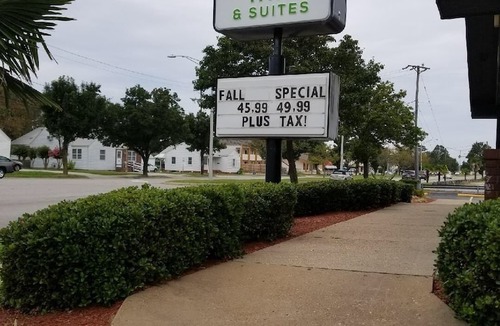North Camellia Acres Hotel | SureStay Hotel by Best Western Norfolk Little Creek
