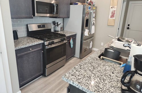 Henderson House | 3Br/2.5 Ba Townhome 20 mins from Vegas Strip