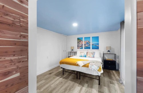 Decatur House | Big Run Hideaway with Hot Tub