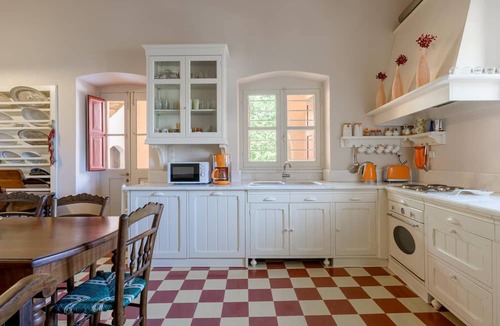 Andros Town Villa | L G K Mansion 1920